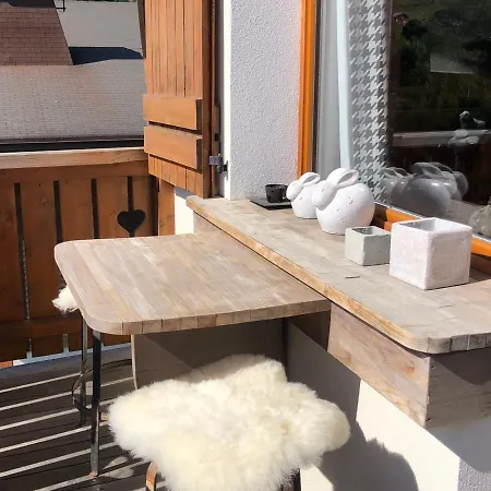 Bel 3 Pieces, 2 Chambres, Parking, Jaillet - Fr-1-453-126